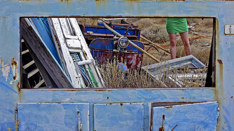 mess: junkyard in Ktythnos