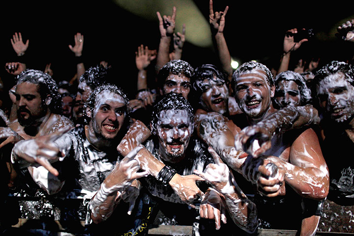 24 hours in pictures: Fans covered in foam at  Ozzy Scream Tour 2011, Argentina