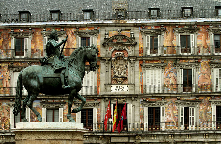 Graeme Robertson in Spain: The Plaza Mayor in Madrid 