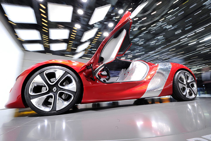 Geneva Motor Show: A Renault Dezir car