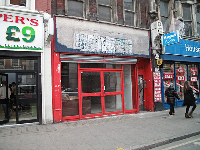 Week in pics: Stipe: London storefront