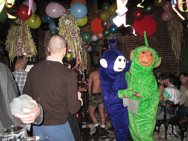 Week in pics: Stipe: Bear Bar in Berlin