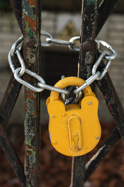 Guardian Camera Club: Stuart Grant participates in the recession photography assignment