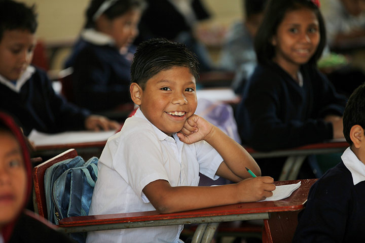 Guatemala Toybox Charity: Happy faces all round in a primary school in the north of the city