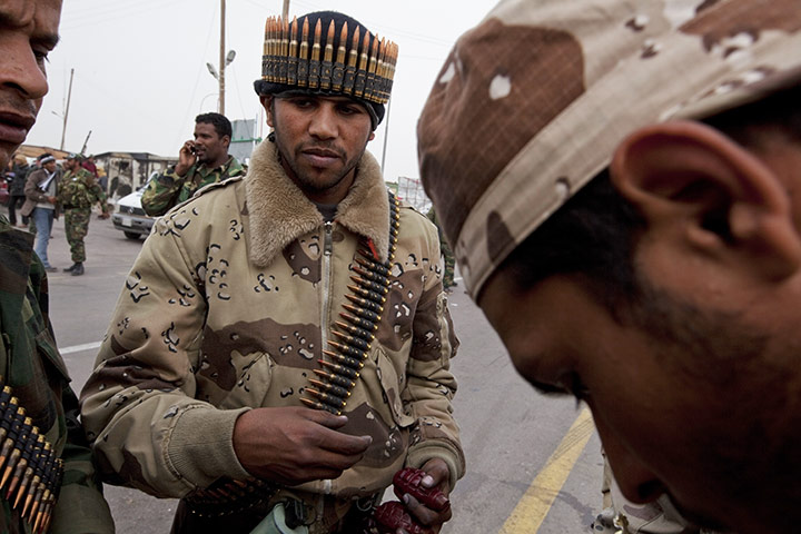 Sean Smith Gallery: Rebels guard the city of Brega on its western outskirts