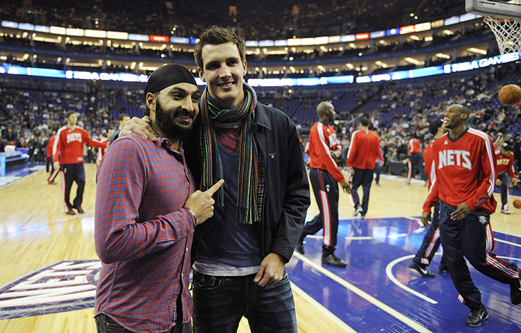 NBA: Monty Panesar and Steven Finn are at the O2