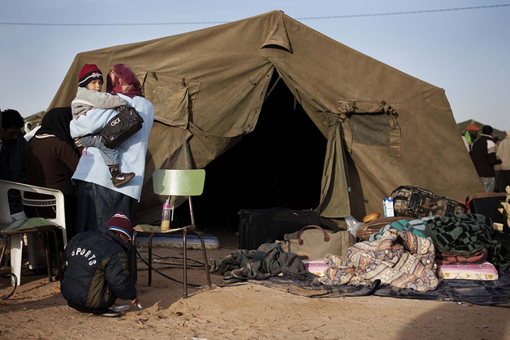 Children from Libya: Refugees camp at Tunisian border