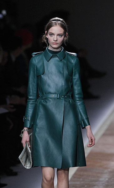 Paris Fashion show day 3: Paris Fashion show day 3 Valentino