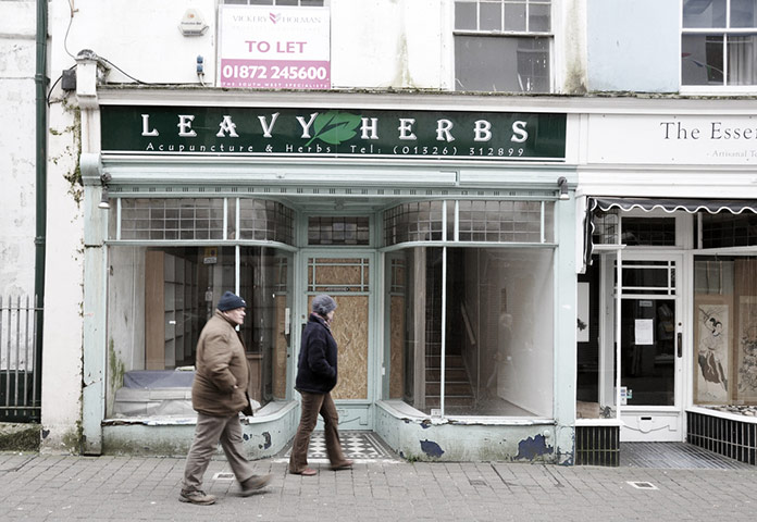 Camera Club: Mike Curd participates in the recession photography assignment