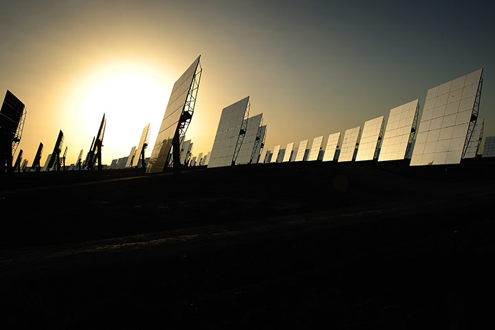 Business Week in Pictures: The Spanish government has slashed its solar power subsidies