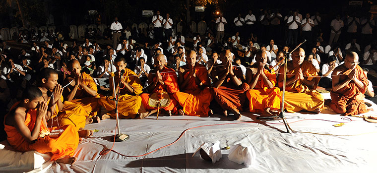 Cricket World Cup Crazy: Sri Lankan Buddhist monks offer prayers for the Sri Lankan cricket team