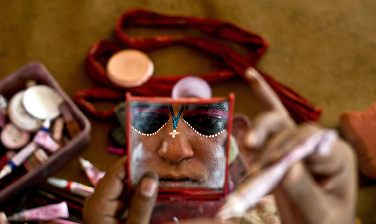 24 hours in pictures: eligious procession to commemorate the birth of Lord Rama 