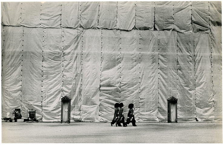 John G. Morris auction: Buckingham Palace Being Cleaned, late 1960’s