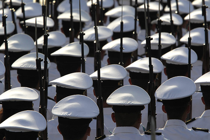 Bay of Pigs anniversary: Cuban troops march during a military parade 