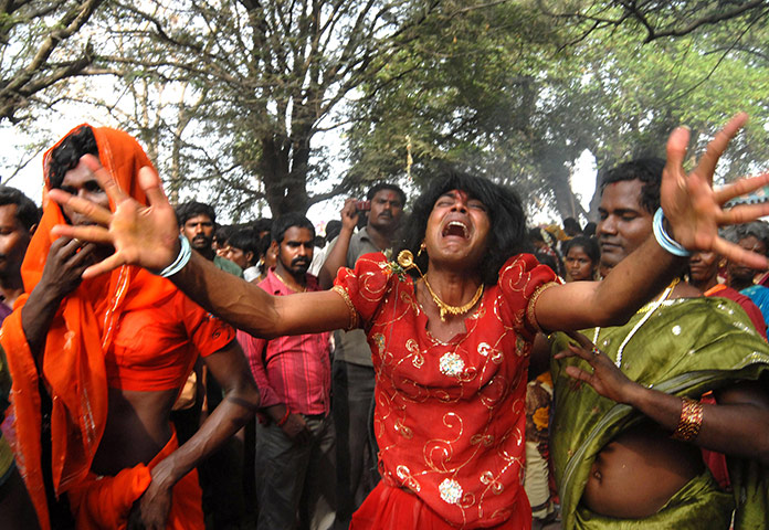 24 hours in pictures: Koothandavar festival in Villupuram