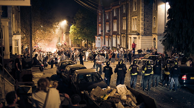 Tesco riots in Bristol: Police confront squatters in the Stokes Croft area