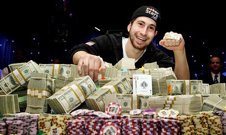 Jonathan Duhamel with prize money US World Series Poker Rio hotel-casino in Las Vegas