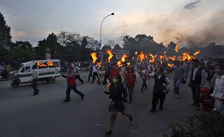 24 hours in pictures : Members of the Newars ethnic community in Nepal 