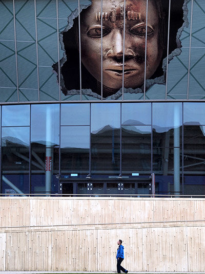 In pictures: voyeurism: peering face