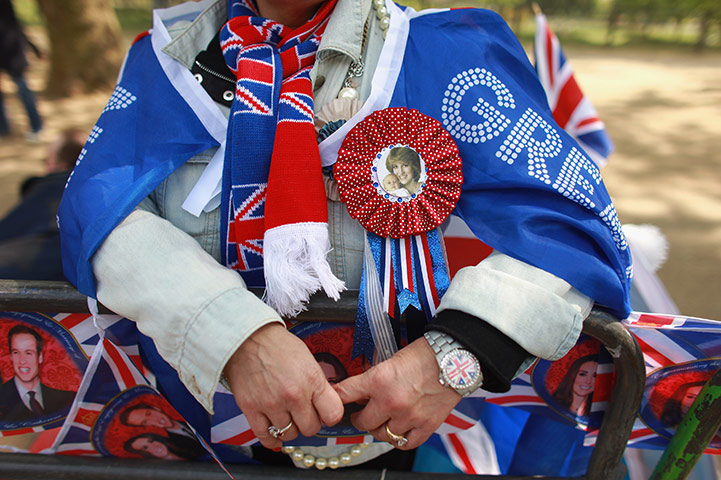 Preparations for wedding: Royal family fan Jane Giannoulas, from San Diego, USA, waits on the Mall 