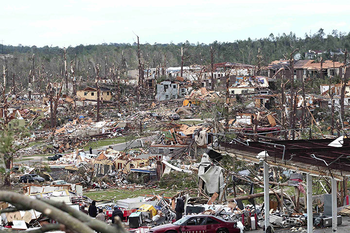 US Tornado: Overnight tornadoes leaves part of Pratt City in ruins