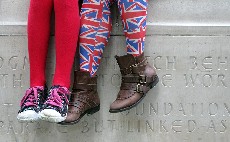 24 hours in pictures: Final Preparations Are Made Ahead Of The Royal Wedding