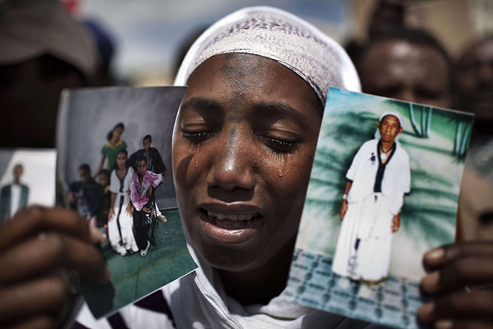 24 hours in pictures: Jerusalem: woman from the Ethiopian community cries during a demonstration