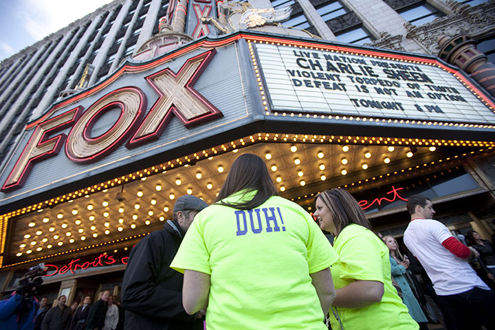Charlie Sheen's show: Charlie Sheen fans congregate in front of the Fox Theatre