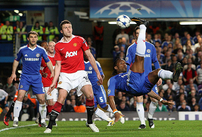 Chelsea v United: Didier Drogba tries an overhead kick 