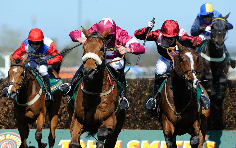 Aintree day two: Aintree racing