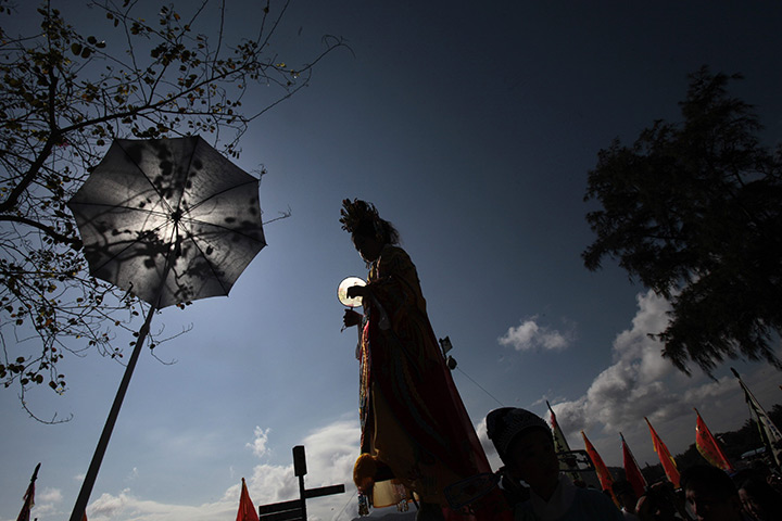 24 hours in pictures: Bun Festival on Cheung Chau island in Hong Kong 