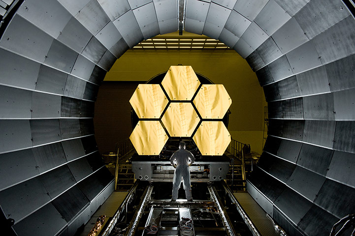 Month in Space : James Webb Space Telescope