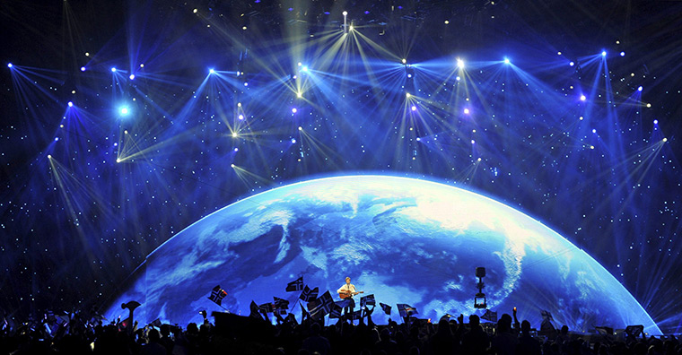 24 hours : Duesseldorf, Germany: Paradise Oskar in first semi-final of Eurovision 