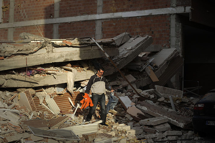Spanish earthquake : Earthquake hits the Spanish town of Lorca