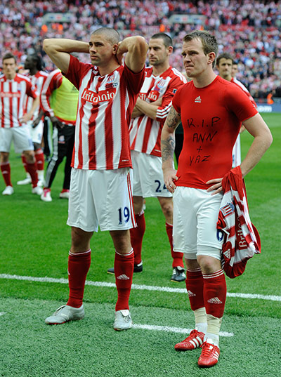 FA Cup Final City v Stoke: Dejected Stoke players Walters and Whelan