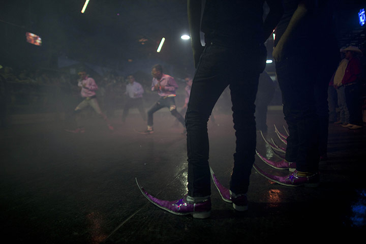 Pointy Boots: The 'Parranderos