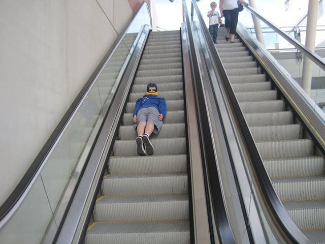 Planking: Planking on a escalator in Brazil