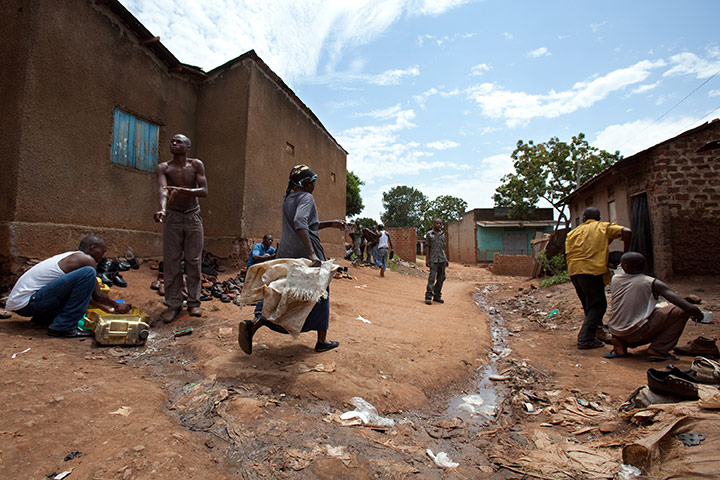 WaterAid: Poor sanitary conditions in Kampala Uganda