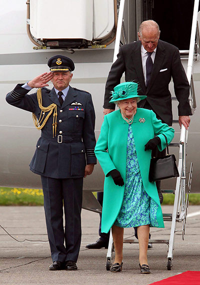 Queen in Ireland : Queen in Ireland 