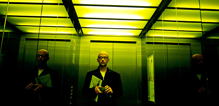 Week in pics: Moby: Moby in lift