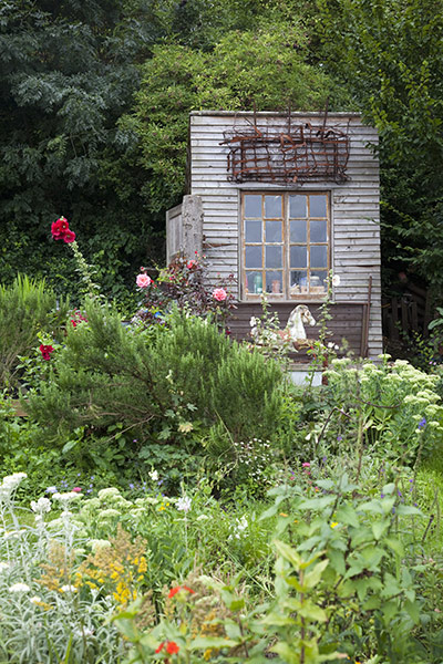 Gardens: Plot art: Gardens: Plot art4