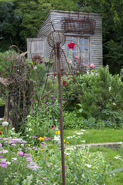 Gardens: Plot art: Gardens: Plot art