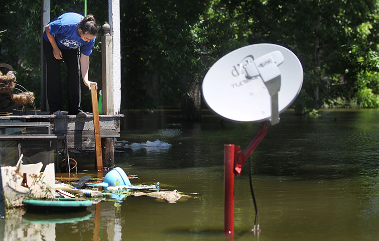 Mississippi floods: Army Corps To Open Spillway In Louisiana To Ease Flooding