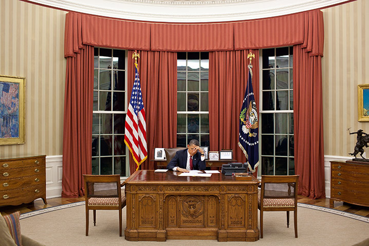 White house control room: White House situation room 
