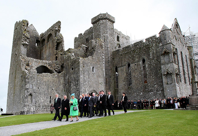 The Queen visits Ireland: Queen Elizabeth II leaves the Rock of Cashel