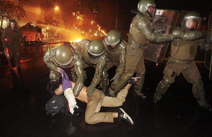 24 Hours in Pix: Protests in Chile