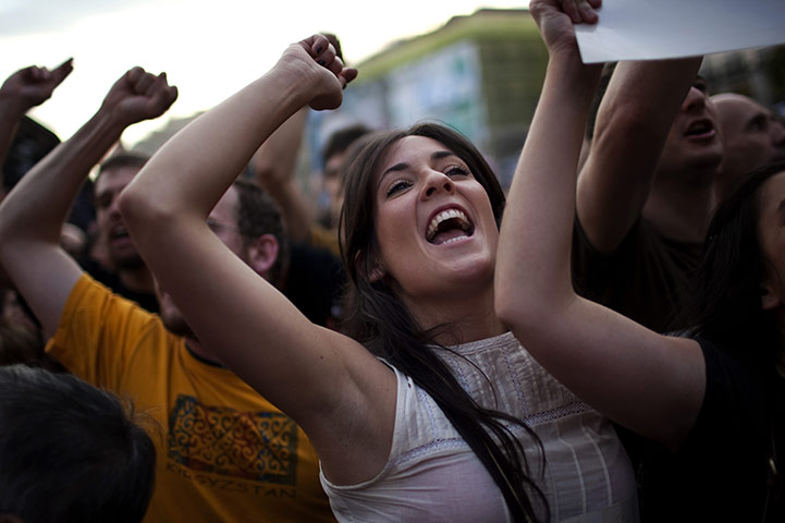 24 hours in pictures: protest against the government in madrid