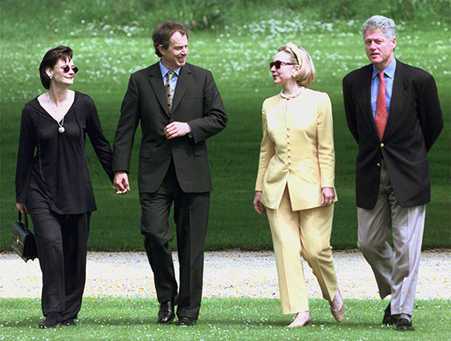 First ladies fashion: 1998: Bill Clinton and Hillary Clinton walk with Tony and Cherie Blair 