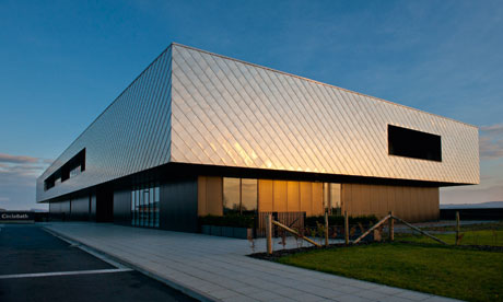 Exterior of Circle Bath hospital