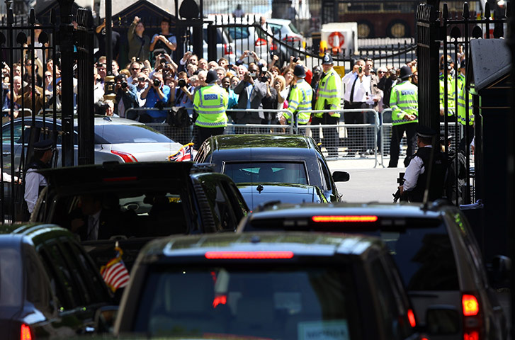 Obama UK visit update: The Presidential motorcade leaves Downing Street